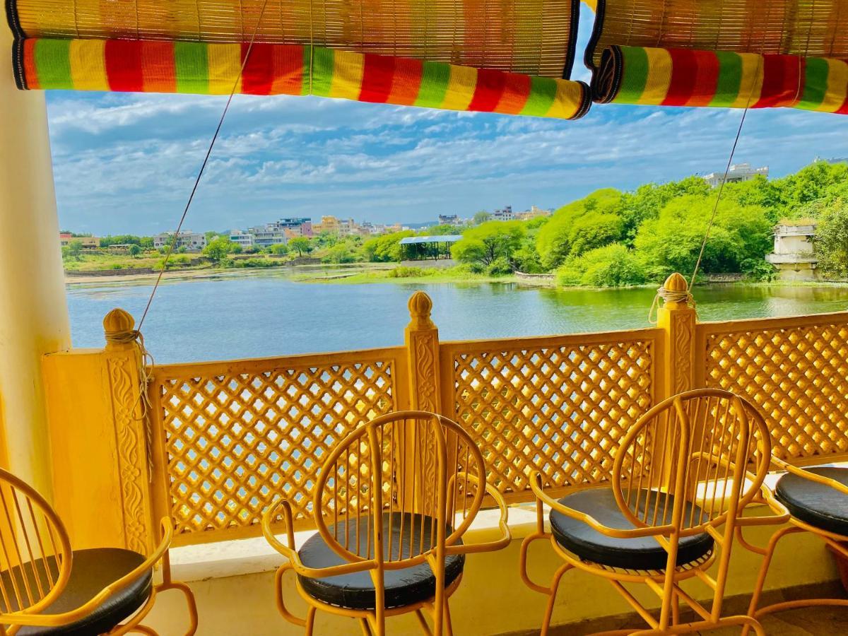 Jaydurg, A Lakehead Property At Pichola Lake By An Hotels Udajpur Zewnętrze zdjęcie